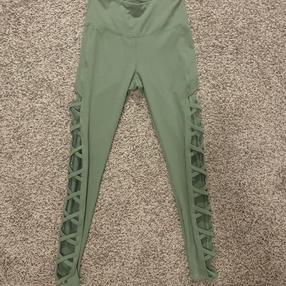 Braided Cut Out Workout Leggings